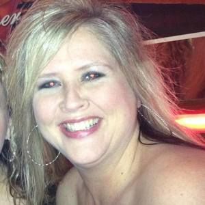 Meet your Posher, Debi